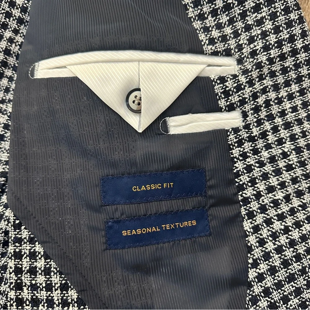 Stafford Classic Fit Sport Coat Blazer Jacket Mens Sz 44S White Black Navy Check